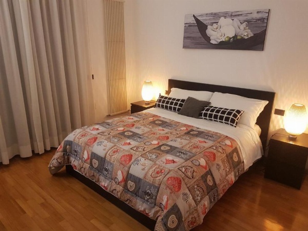 Apartment De Rossi image 18